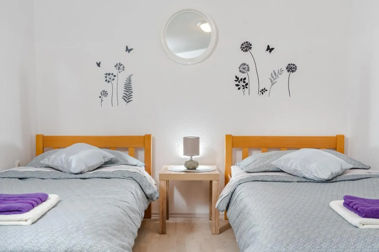 Heavenly Corner Apartment Split