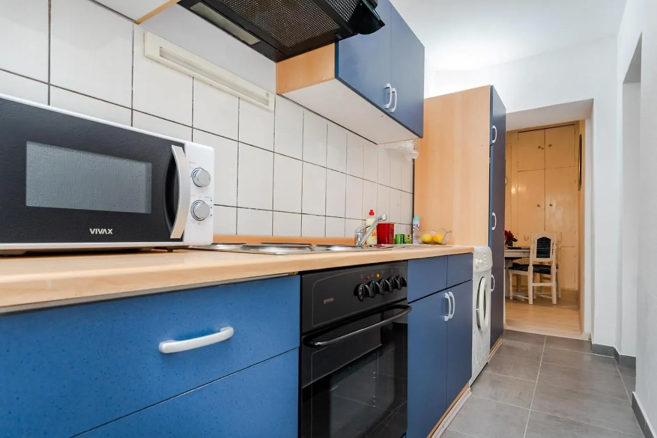 Heavenly Corner Apartment Split